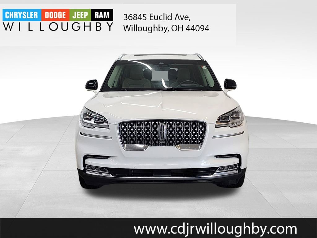 Used 2021 Lincoln Aviator Reserve w/ Equipment Group 202A AWD/4WD image 2