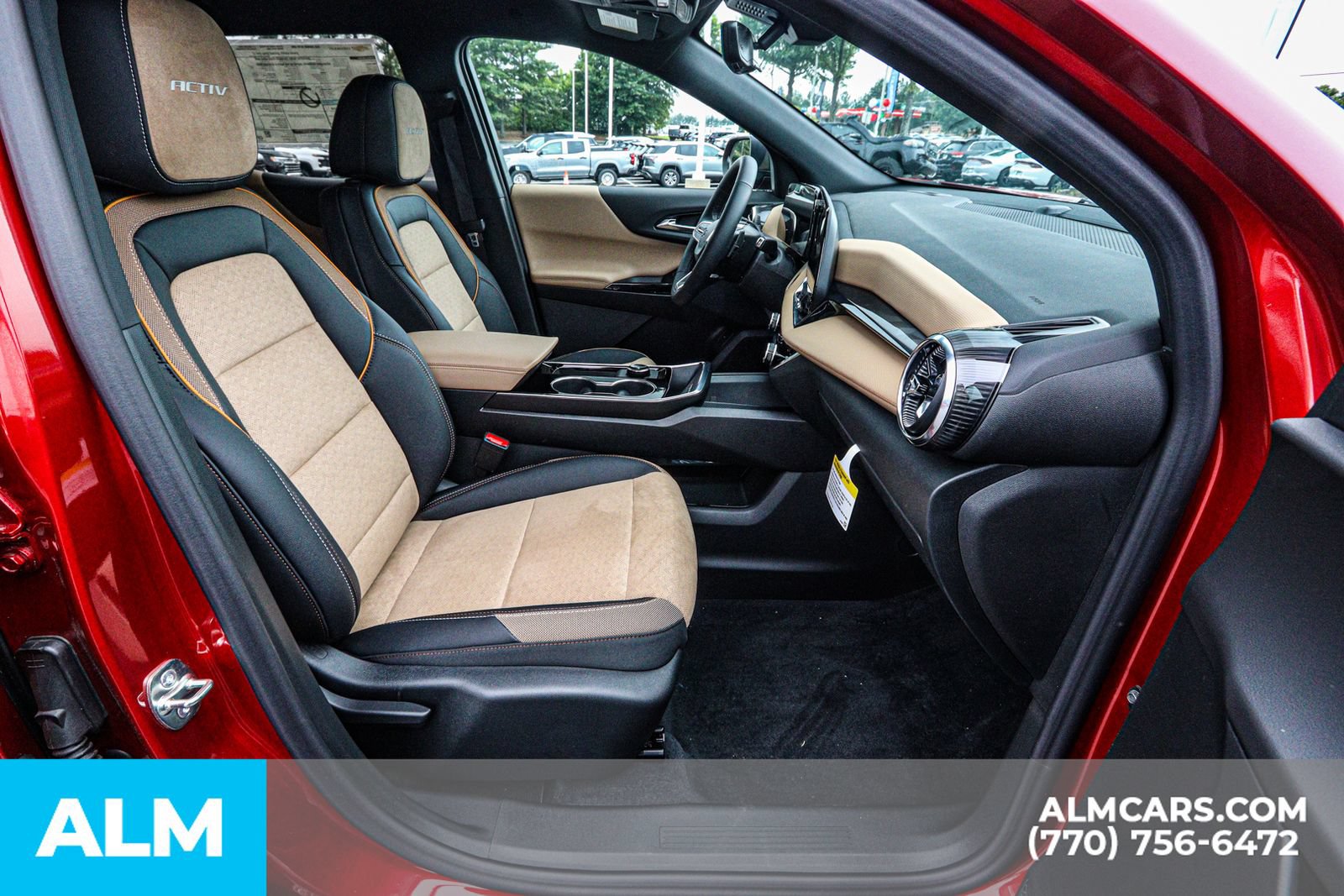 Used 2025 Chevrolet Equinox ACTIV w/ Safety and Technology Package AWD/4WD image 23