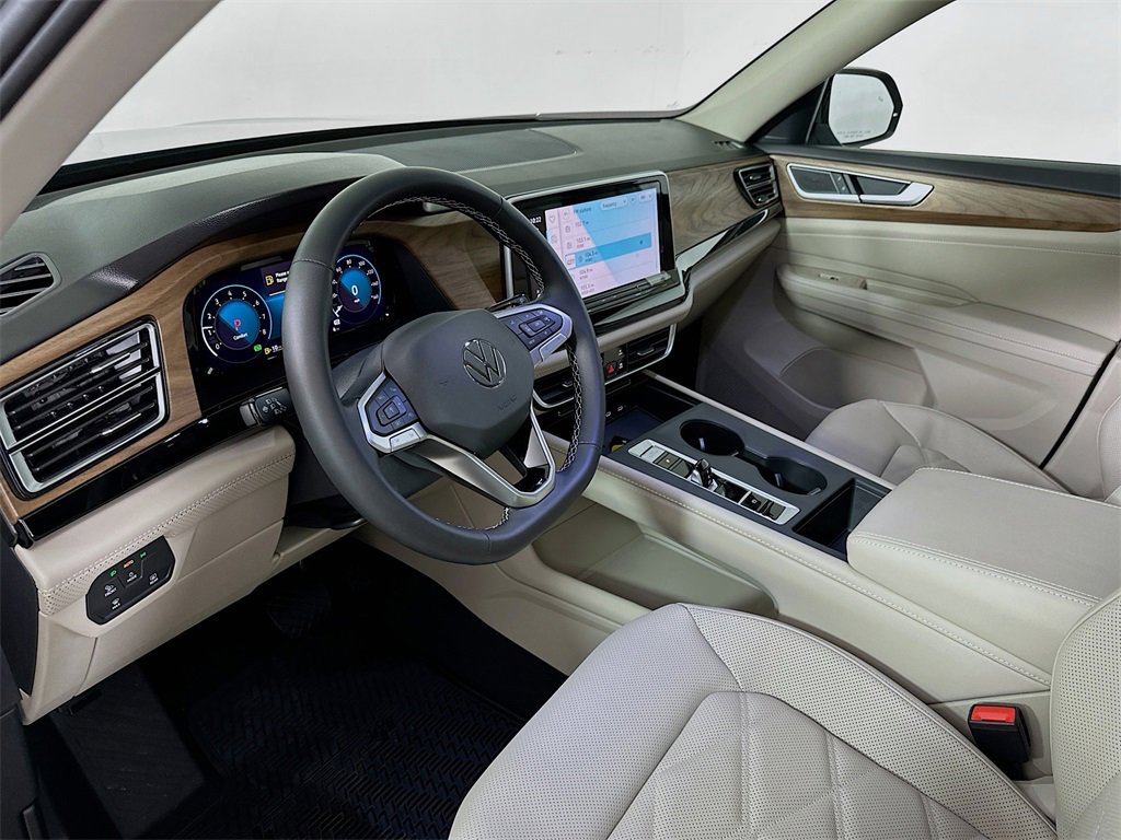 New 2026 Volkswagen Atlas SE image 10