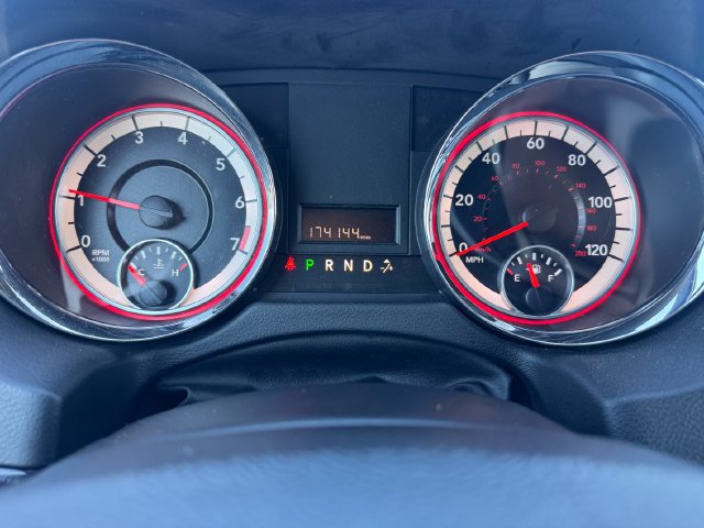 Used 2017 Dodge Grand Caravan SXT FWD image 26