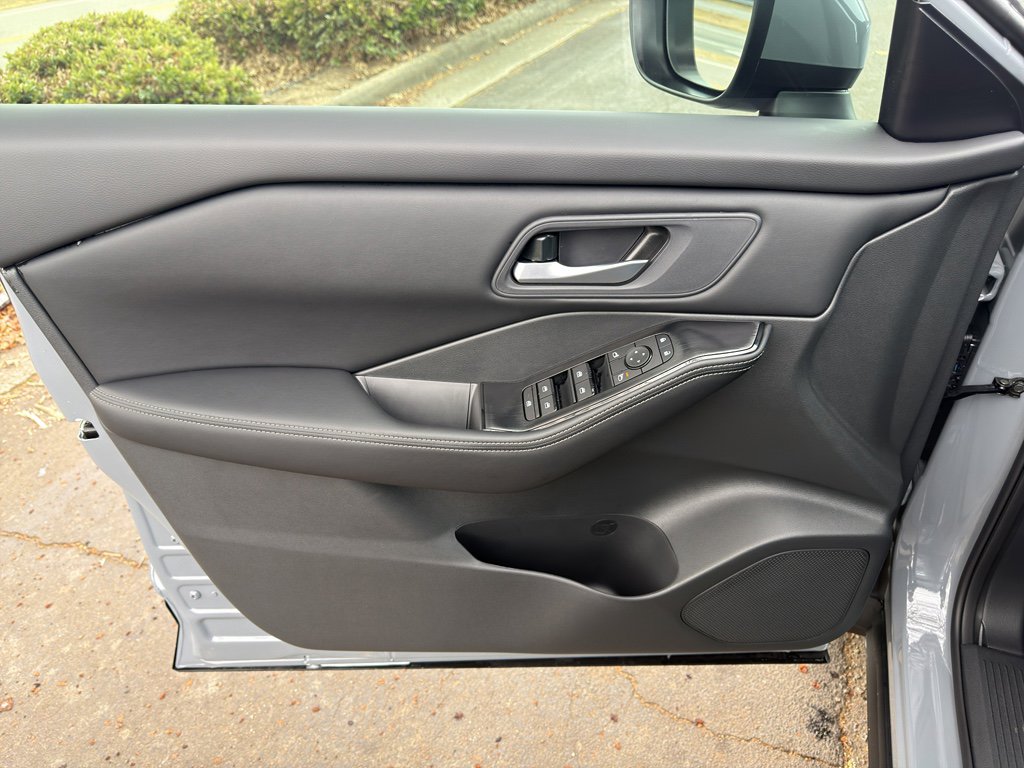 New 2026 Nissan Rogue SV w/ Cold Weather Package image 15