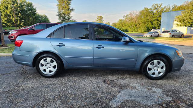 Used 2010 Hyundai Sonata GLS w/ Popular Equipment Pkg 2 FWD image 3