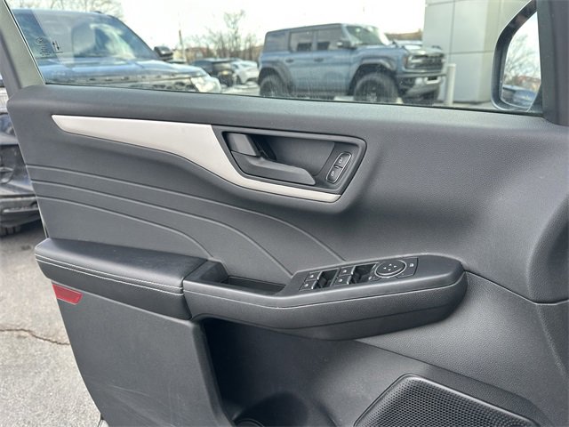 Certified 2022 Ford Escape SE w/ Convenience Package image 31