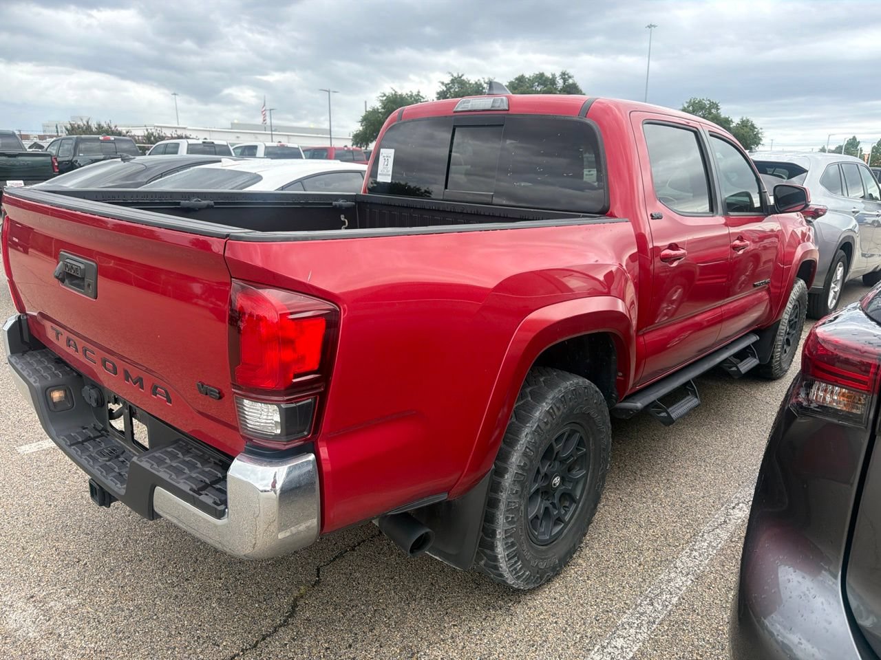 Used 2022 Toyota Tacoma SR5 RWD image 4