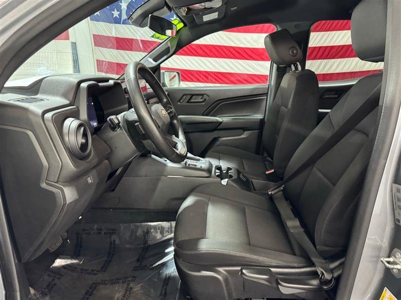 Used 2023 Chevrolet Colorado W/T RWD image 9