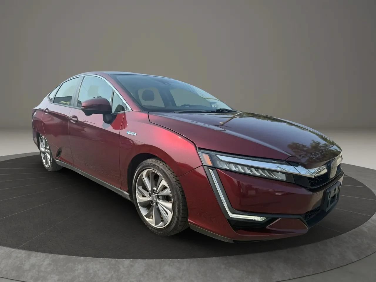 Used 2018 Honda Clarity Touring image 3