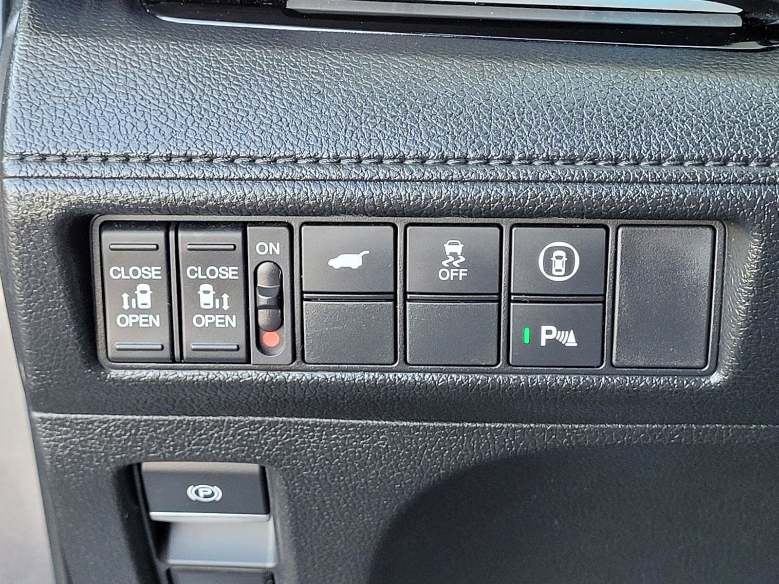 Used 2024 Honda Odyssey Touring image 16