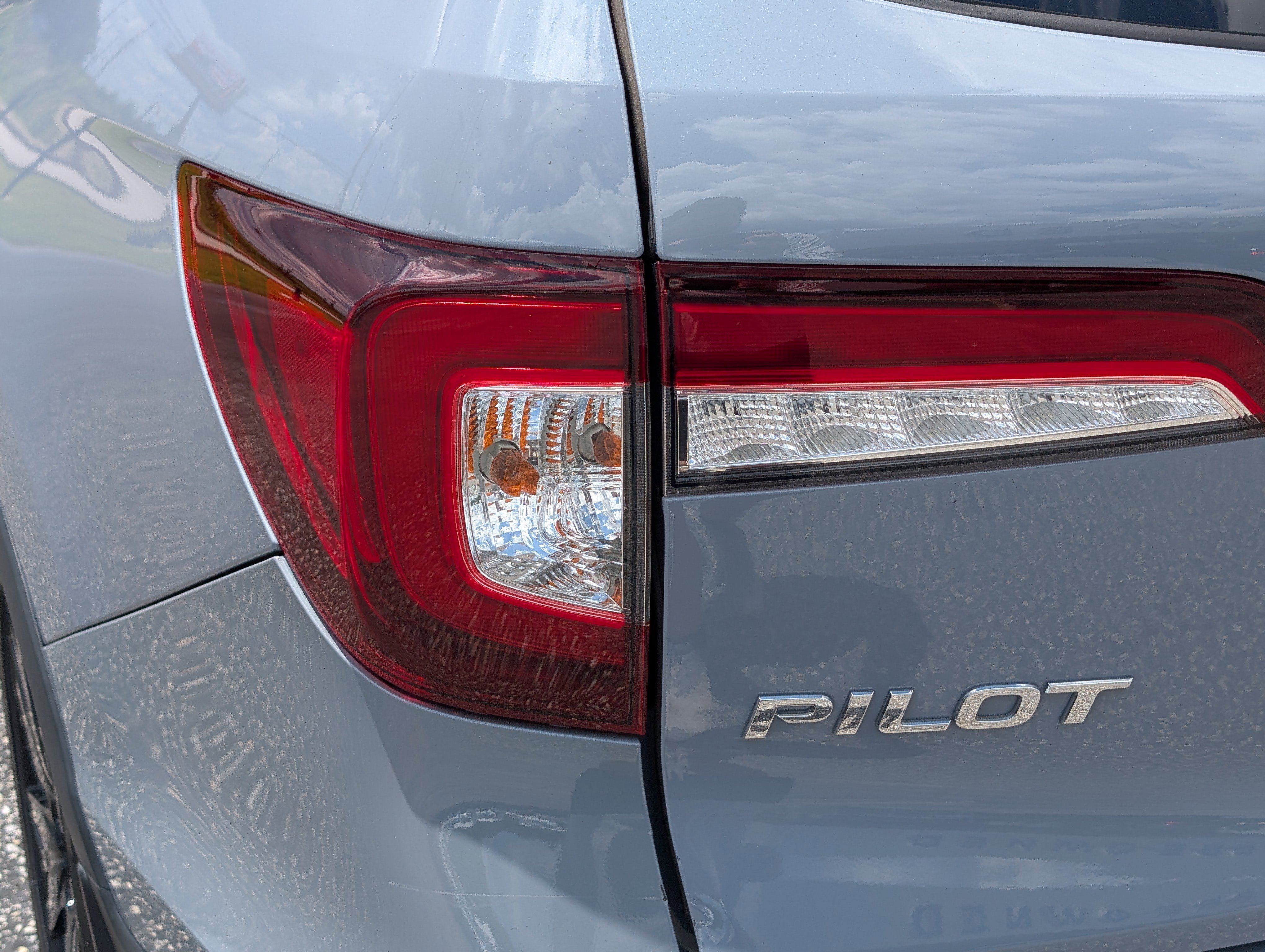 Used 2022 Honda Pilot Black Edition image 24