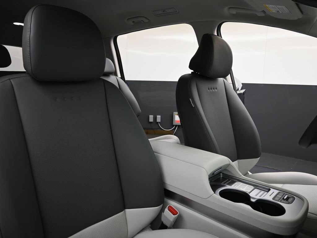New 2026 Hyundai Ioniq 9 SEL image 13
