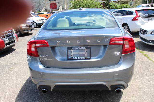 Used 2017 Volvo S60 T5 Dynamic FWD image 5