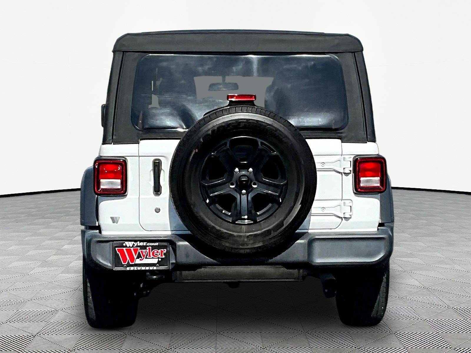 Used 2018 Jeep Wrangler Unlimited Sport S AWD/4WD image 5