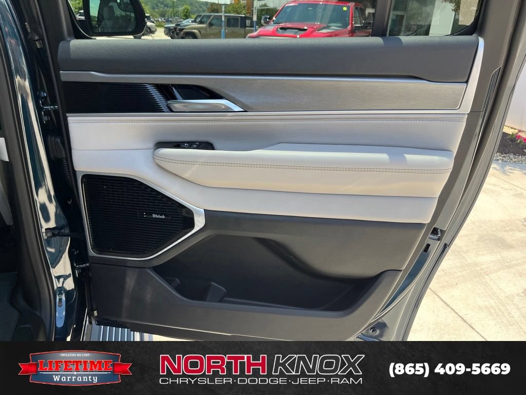 New 2026 Jeep Grand Wagoneer L Limited w/ Premium Group II AWD/4WD image 26