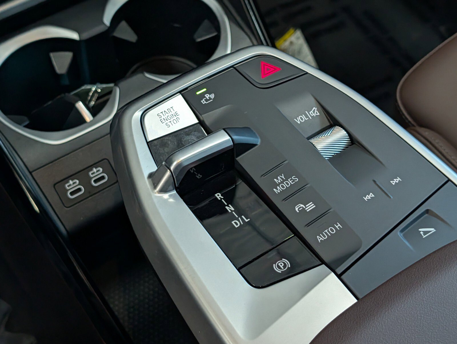 Used 2025 BMW X1 xDrive28i w/ Premium Package image 26