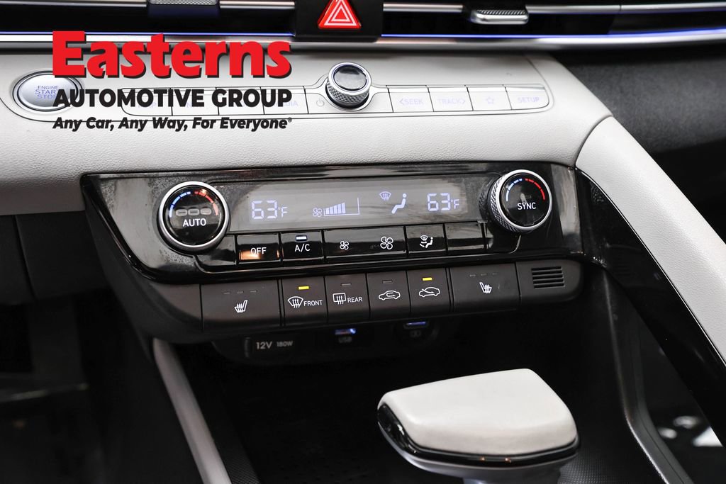 Used 2023 Hyundai Elantra Limited w/ Preferred Accessory Package image 21