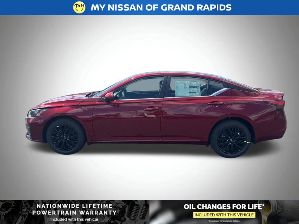 New 2026 Nissan Altima 2.5 SV w/ SV Special Edition Package AWD/4WD image 2