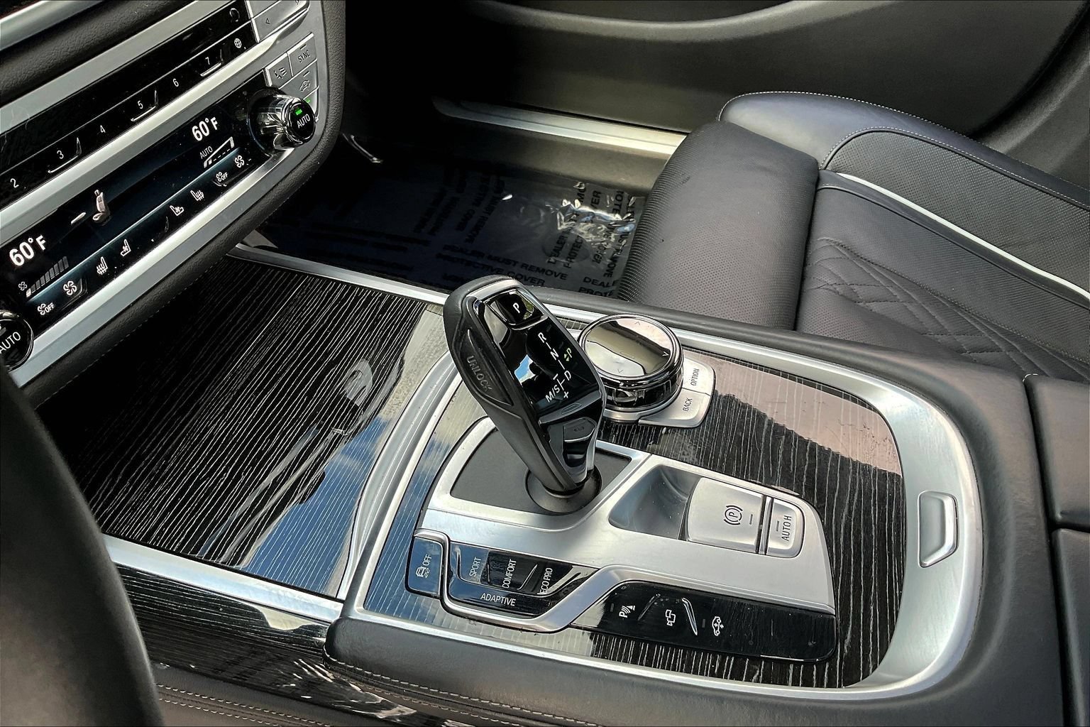 Used 2021 BMW 740i xDrive w/ Luxury Rear Seating Package AWD/4WD image 17