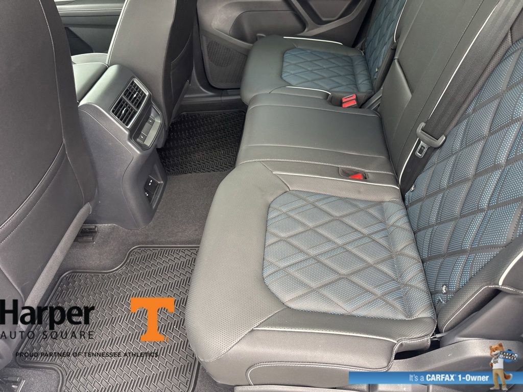 Used 2025 Volkswagen Atlas Cross Sport SEL Premium R-Line image 10