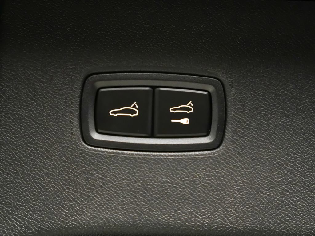 New 2026 Porsche Cayenne image 14