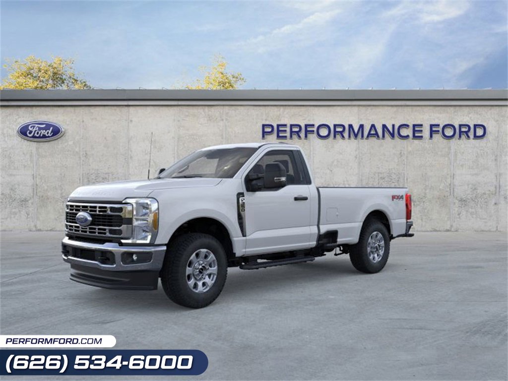 New 2024 Ford F350 XLT w/ FX4 Off-Road Package