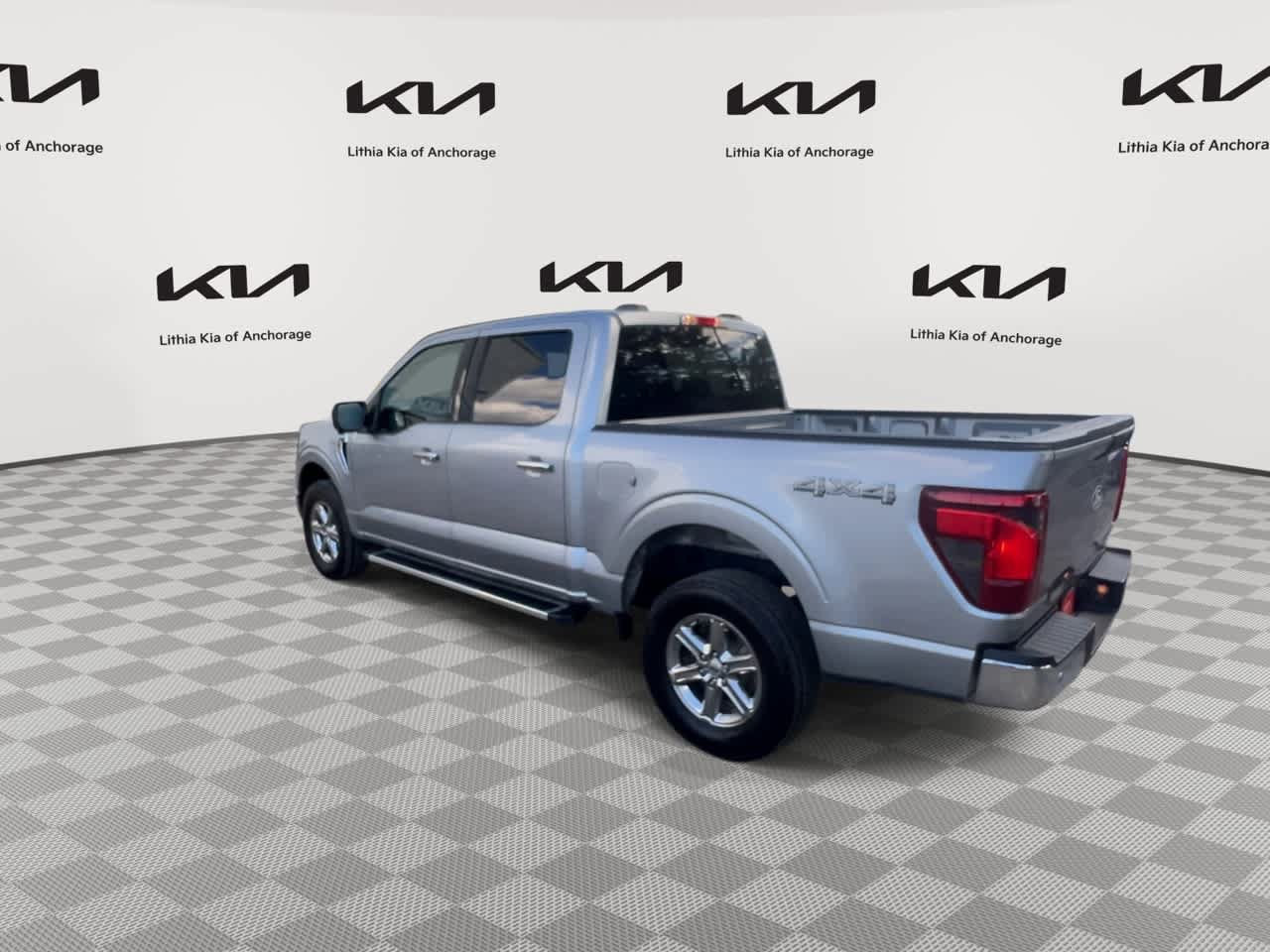 Used 2024 Ford F150 XLT w/ Tow/Haul Package AWD/4WD image 6