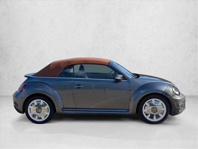 Used 2019 Volkswagen Beetle 2.0T Final Edition SEL FWD image 4