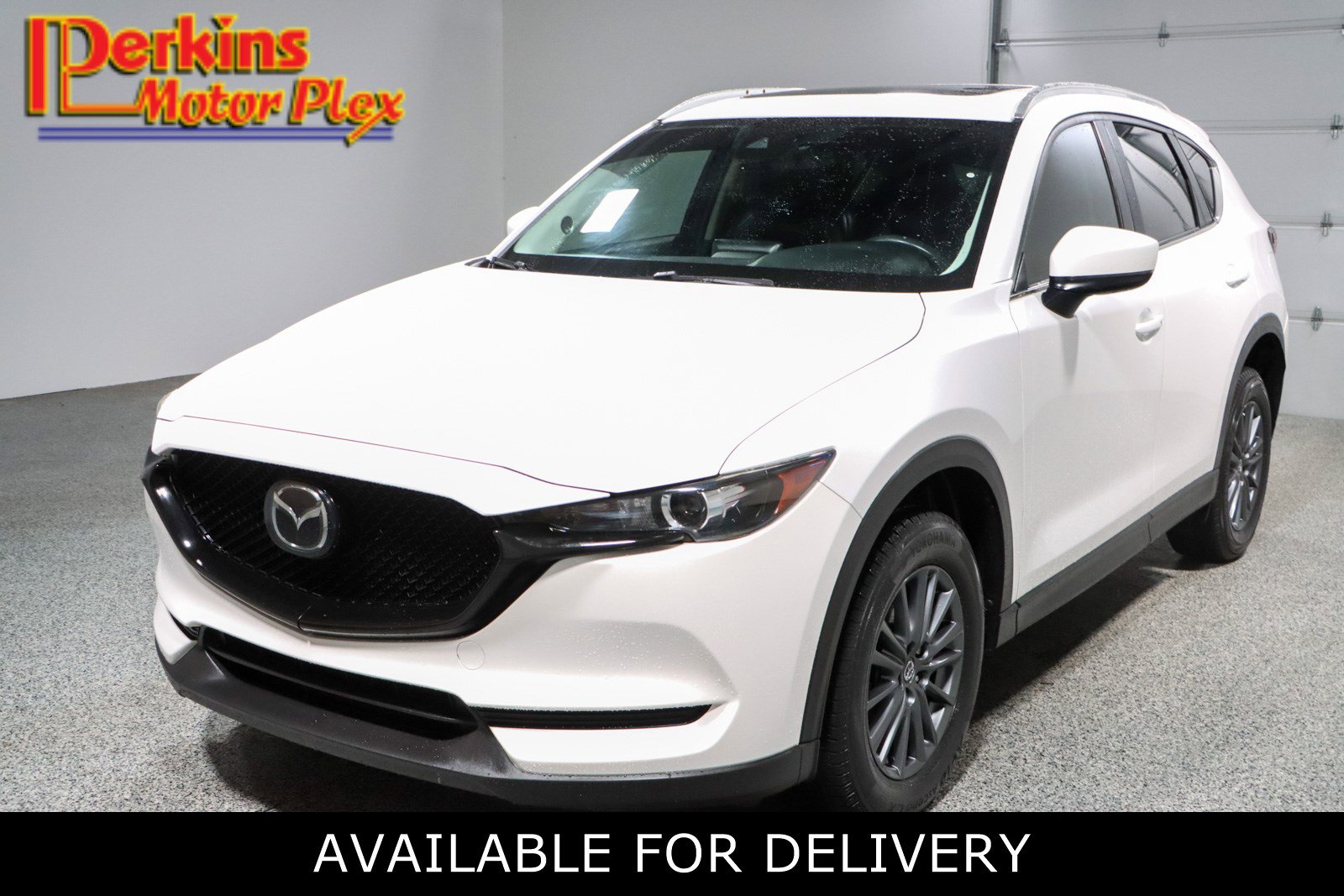 Used 2019 MAZDA CX-5 Touring FWD image 1