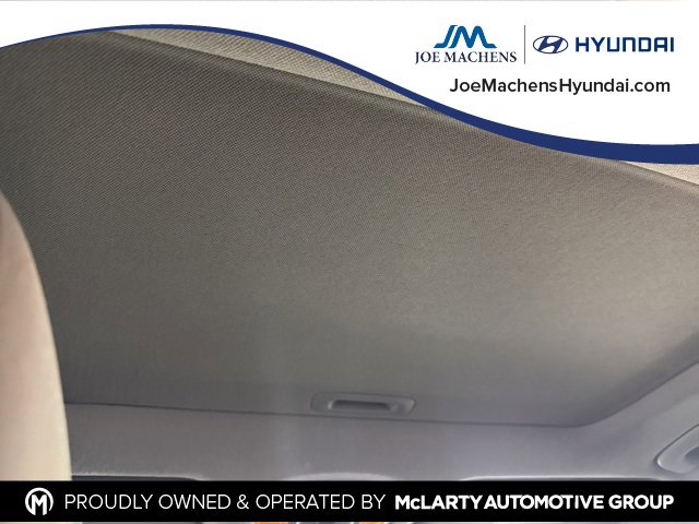 Used 2024 Hyundai Elantra SEL w/ Convenience Package image 29