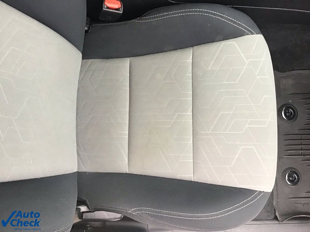 Used 2021 Toyota Tacoma TRD Sport w/ Technology Package image 20