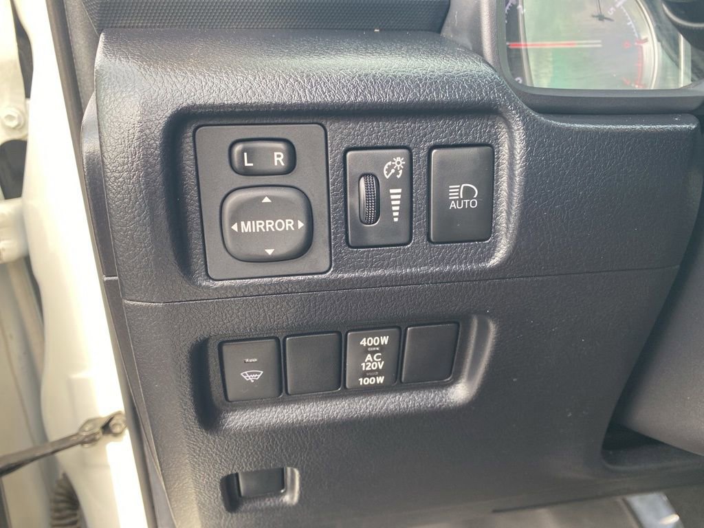 Used 2020 Toyota 4Runner Limited AWD/4WD image 14
