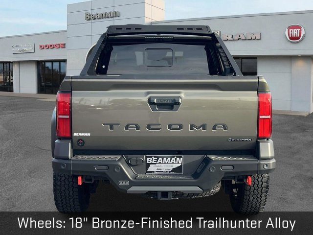 Used 2025 Toyota Tacoma 4x4 Double Cab Hybrid image 6