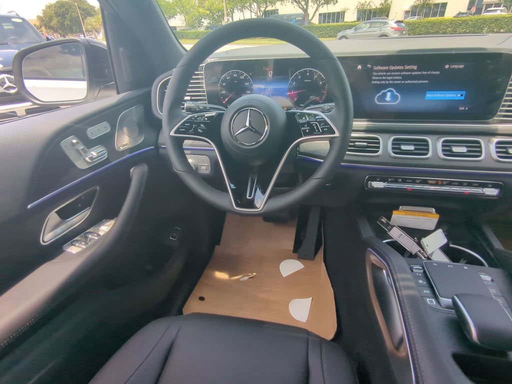 Used 2026 Mercedes-Benz GLE 350 4MATIC image 3