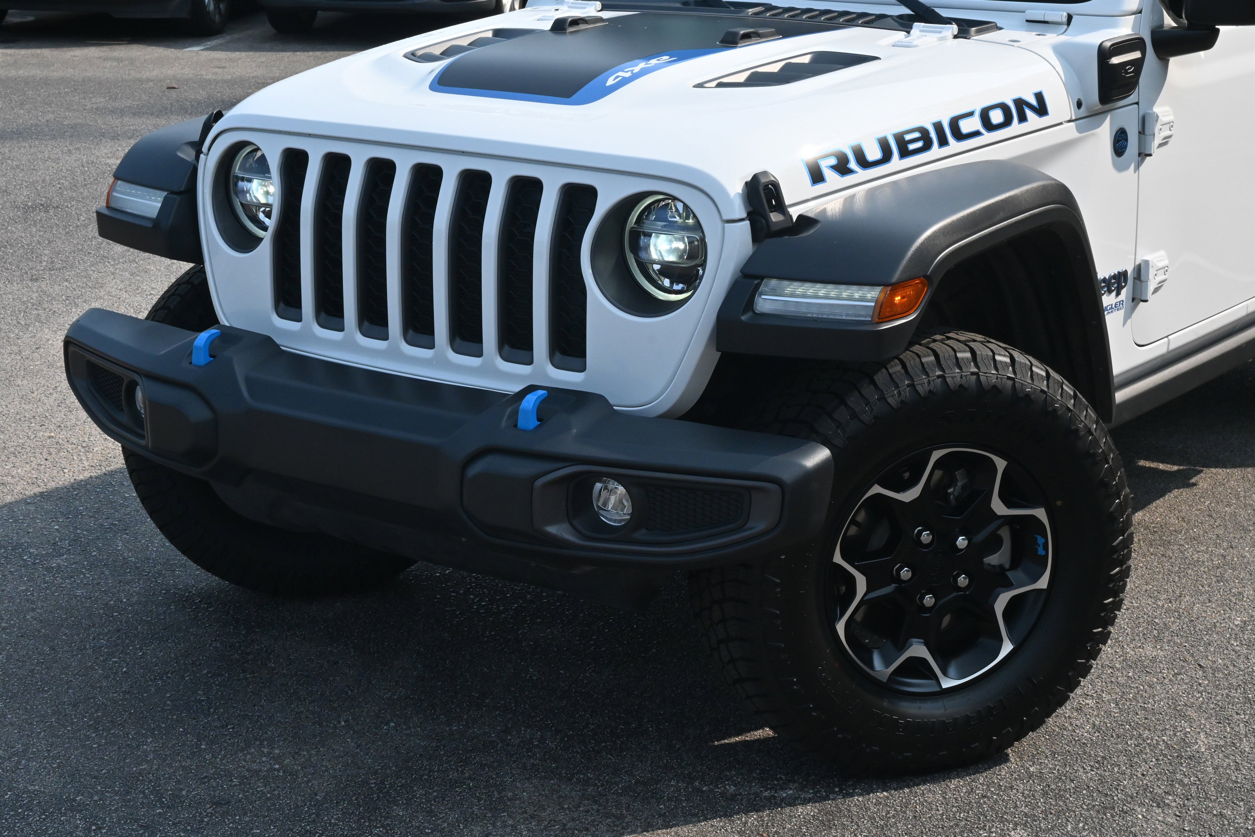 Used 2022 Jeep Wrangler Unlimited Rubicon 4xe image 13