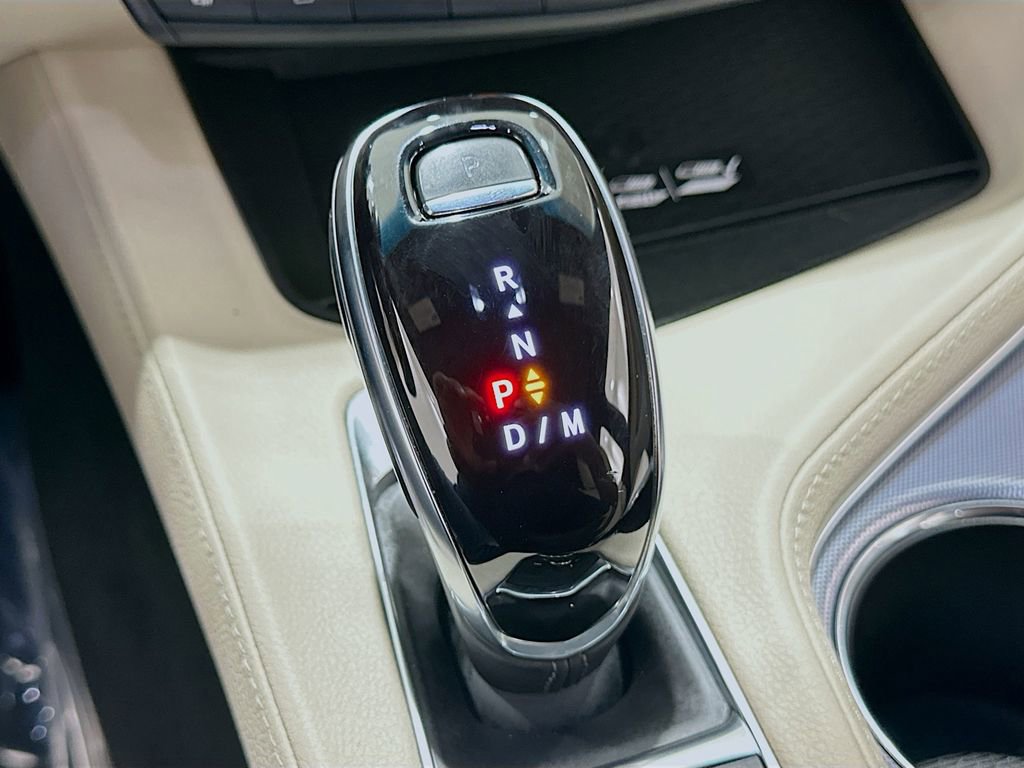 Used 2023 Cadillac CT4 Premium Luxury RWD image 17