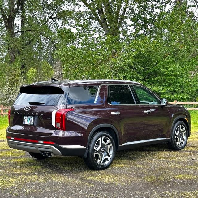 Used 2023 Hyundai Palisade SEL image 4