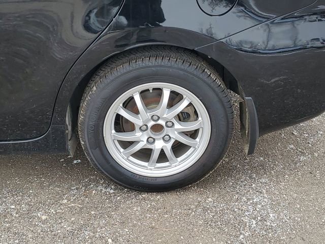 Used 2012 Toyota Prius V Three image 5