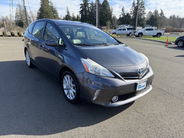 Used 2013 Toyota Prius V Five image 3