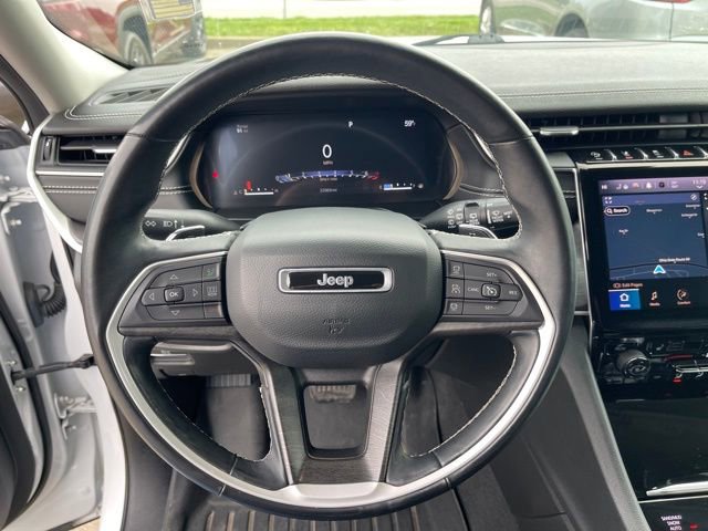 Used 2022 Jeep Grand Cherokee L Limited image 15