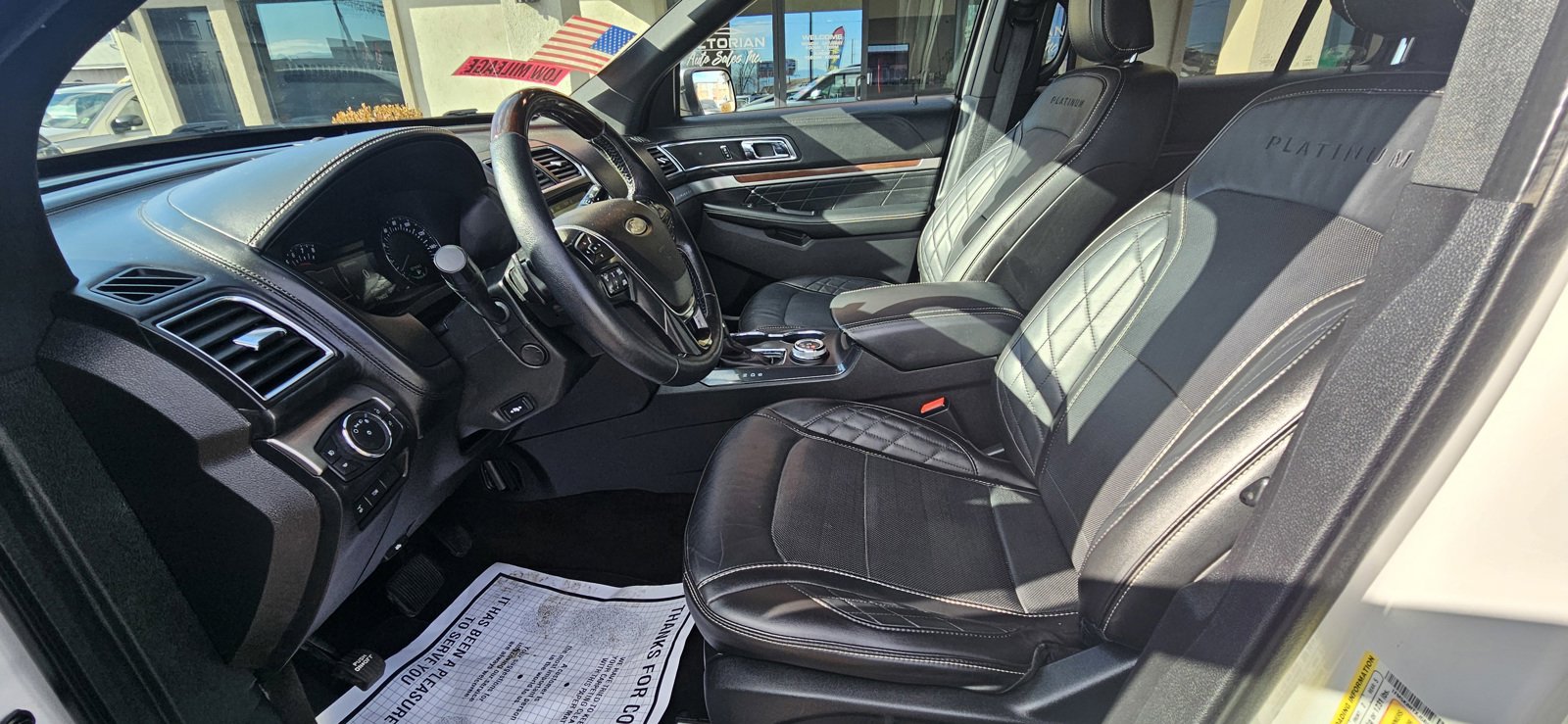 Used 2018 Ford Explorer Platinum AWD/4WD image 13
