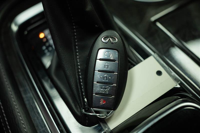 Used 2024 INFINITI QX80 Luxe image 22