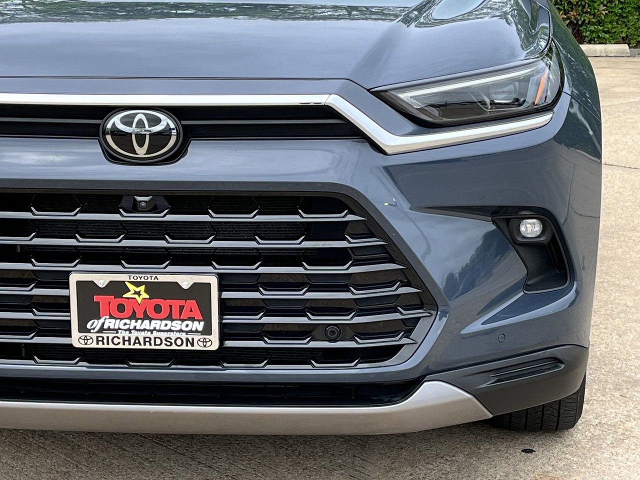 Used 2024 Toyota Grand Highlander FWD image 8