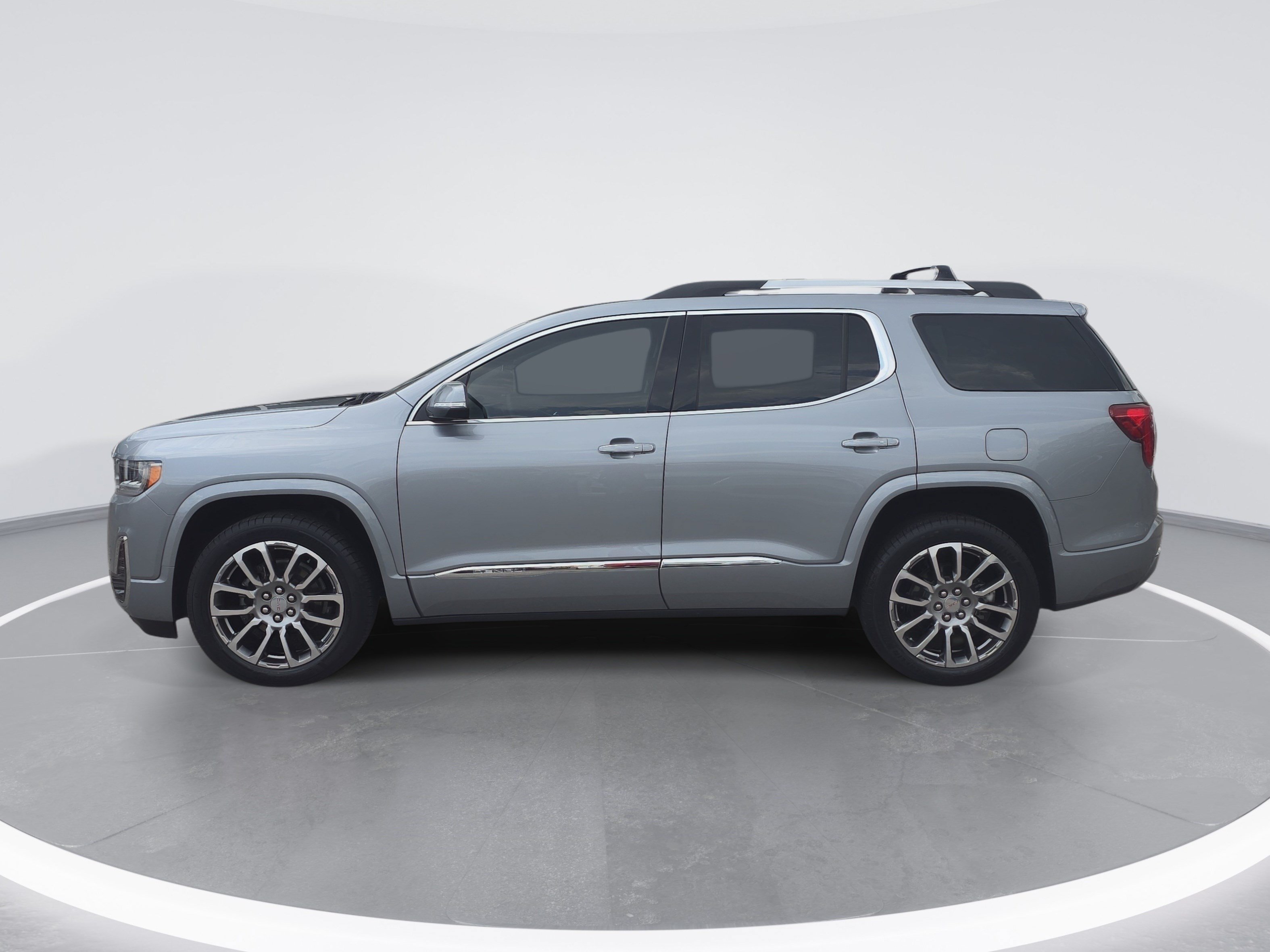 Used 2023 GMC Acadia Denali w/ Denali Ultimate Package FWD image 6