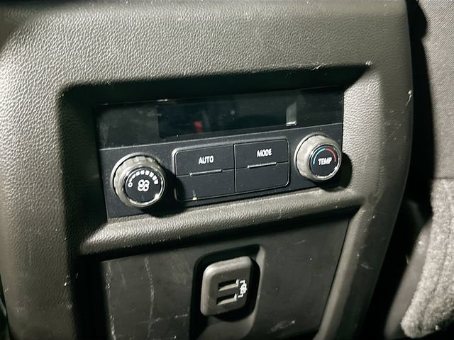 Used 2019 Chevrolet Traverse LT w/ LPO, Floor Liner Package AWD/4WD image 24