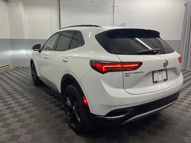 Used 2023 Buick Envision Essence w/ Sport Touring Package image 8