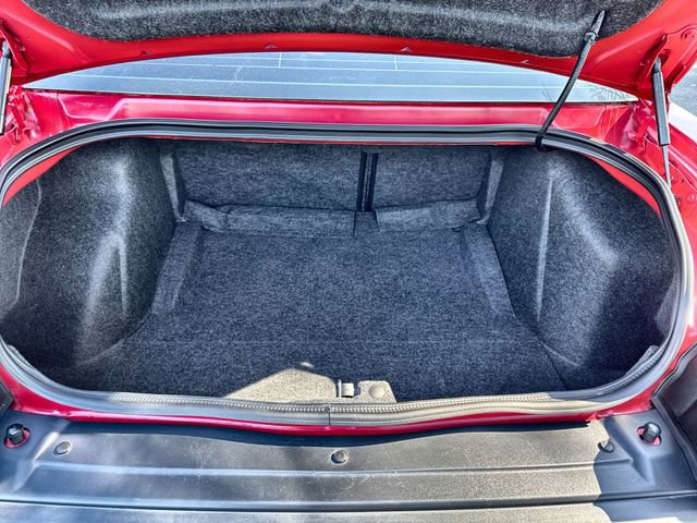 Used 2016 Dodge Challenger SRT Hellcat image 31