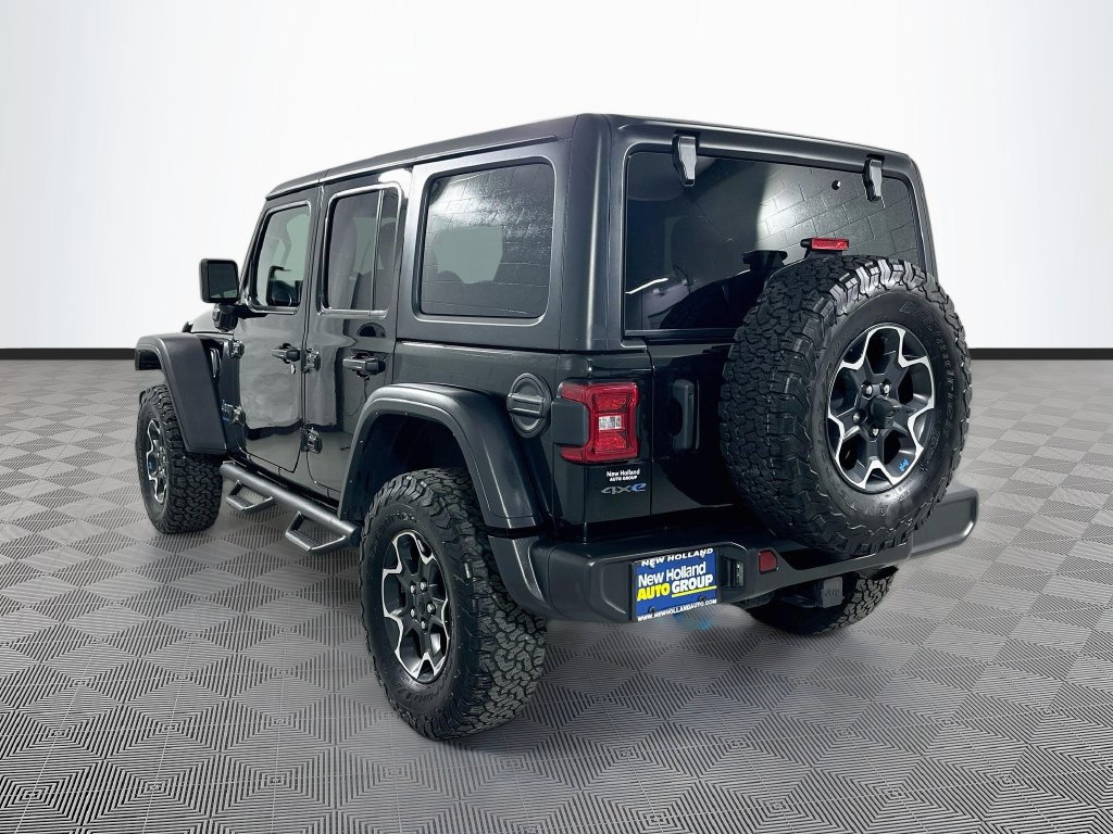 Used 2023 Jeep Wrangler Unlimited Rubicon 4xe w/ Cold Weather Group AWD/4WD image 5