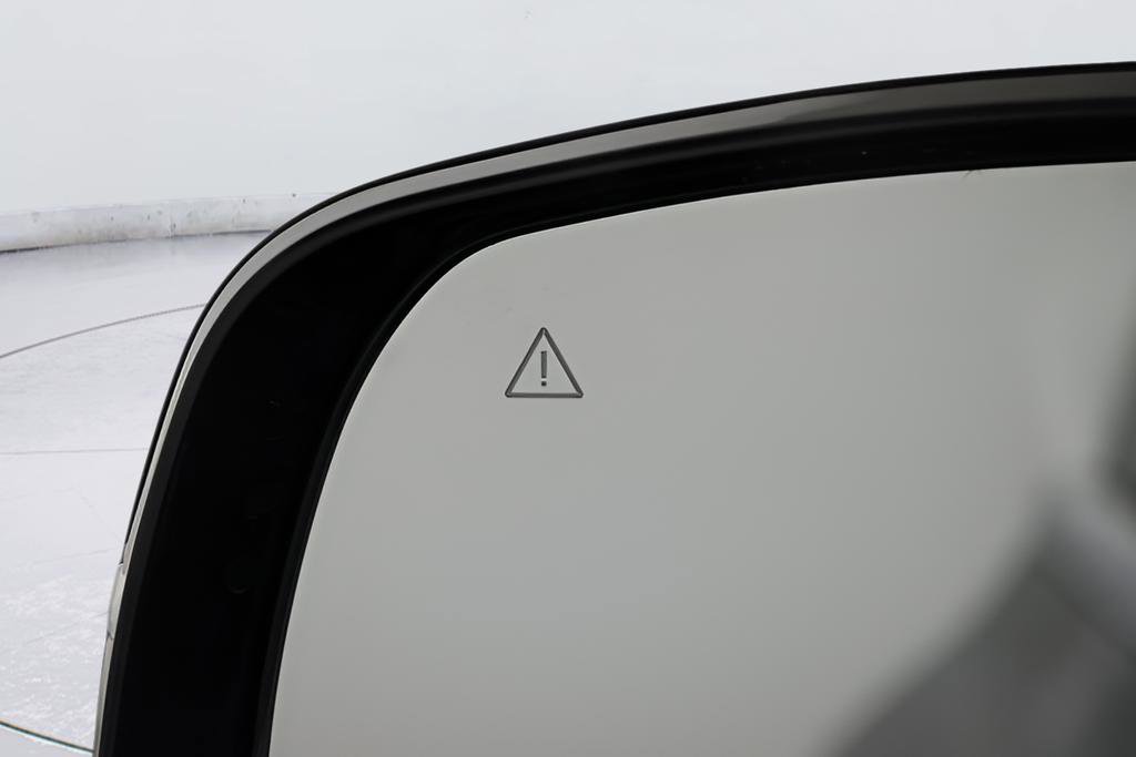 New 2025 Kia Sorento SX image 15