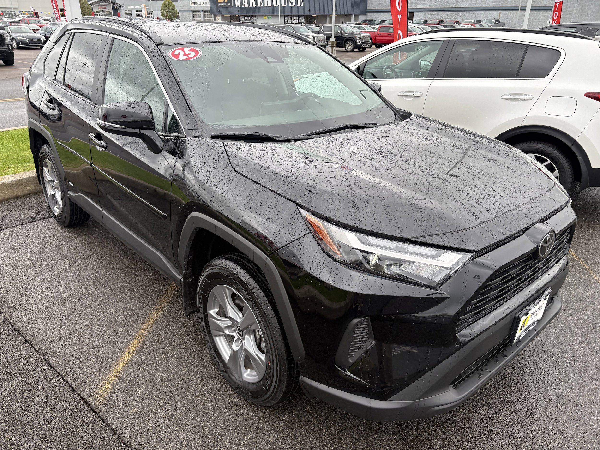 Certified 2025 Toyota RAV4 XLE AWD/4WD image 2