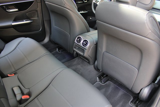 Used 2023 Mercedes-Benz C 300 Sedan image 14