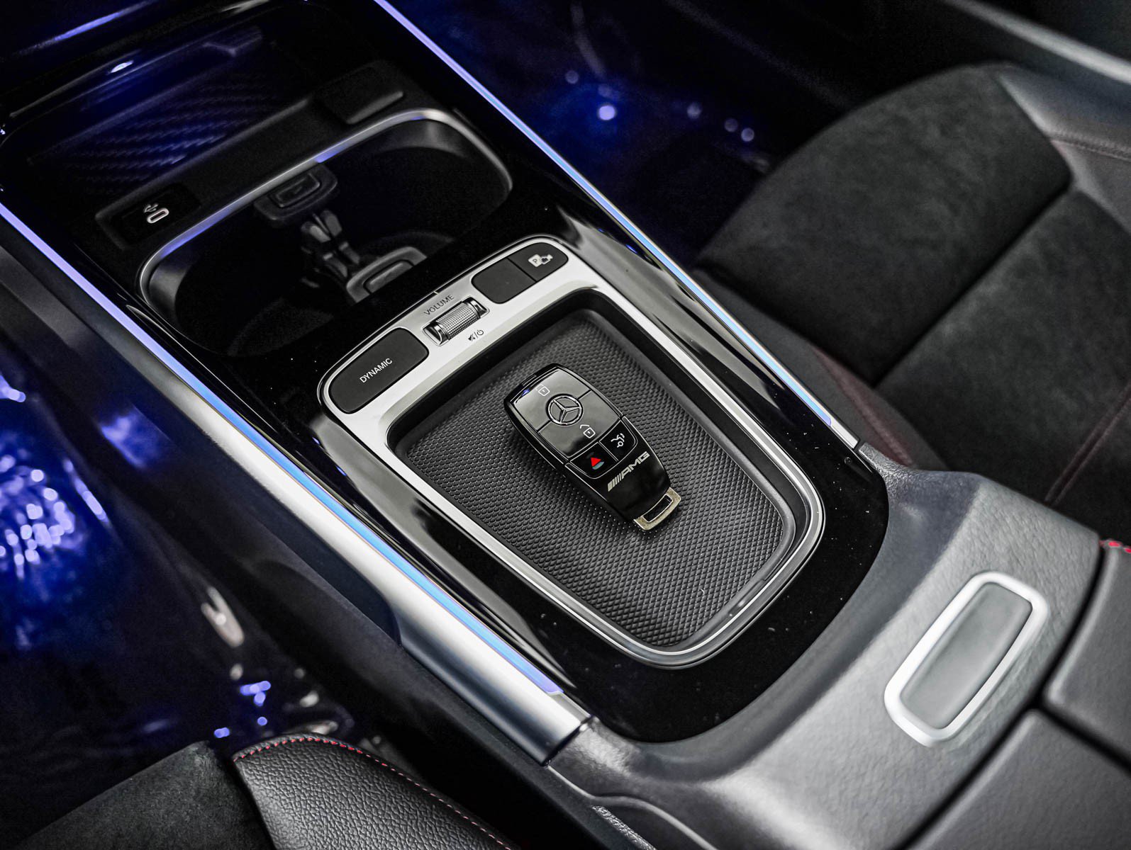 New 2026 Mercedes-Benz GLB 35 AMG 4MATIC image 15