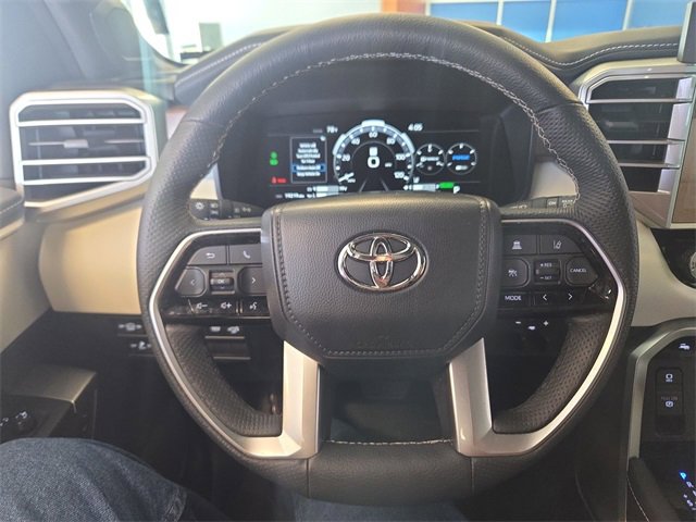 Used 2025 Toyota Sequoia Capstone image 14